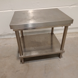 s/s table 